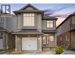 219 MOORLANDS Crescent, Kitchener, Ontario