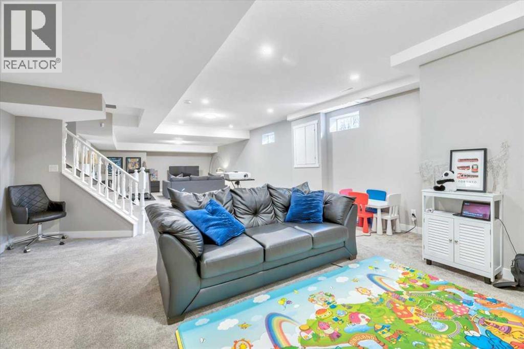 145 Signal Hill Circle Sw, Calgary, Alberta  T3H 2H1 - Photo 32 - A2294614