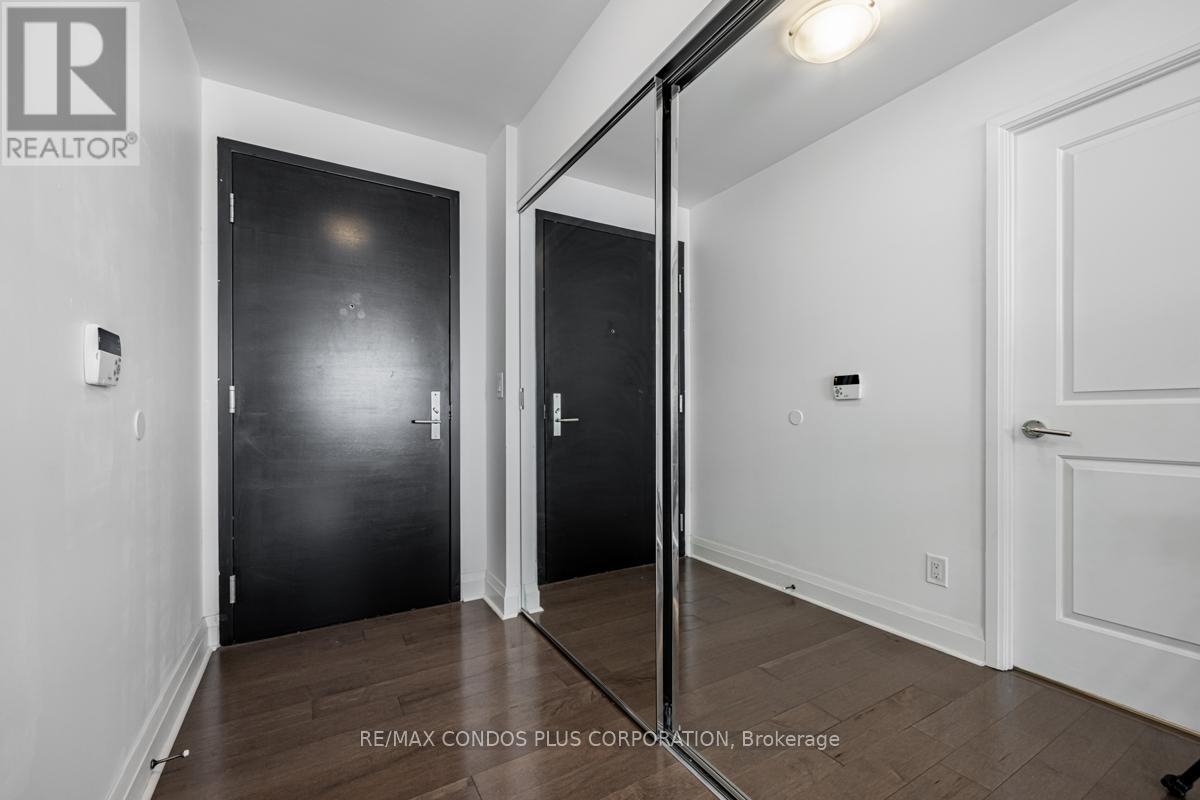 3308 - 65 St Mary Street, Toronto, Ontario  M5S 0A6 - Photo 2 - C12912364