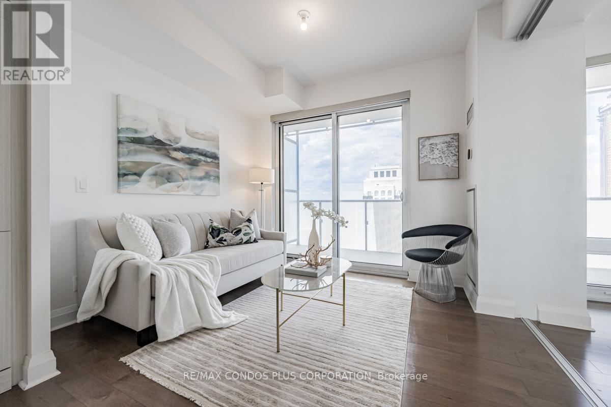 3308 - 65 St Mary Street, Toronto, Ontario  M5S 0A6 - Photo 7 - C12912364