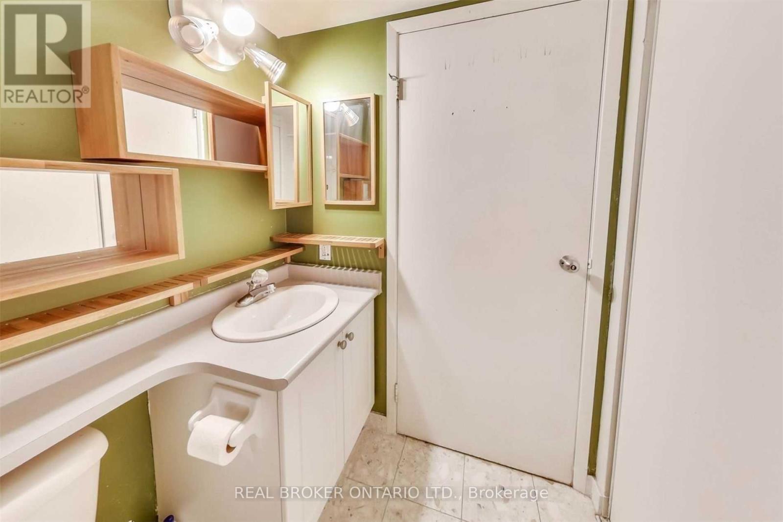 1819 - 650 Queens Quay W, Toronto, Ontario M5V 3N2 - Photo 27 - C12912398