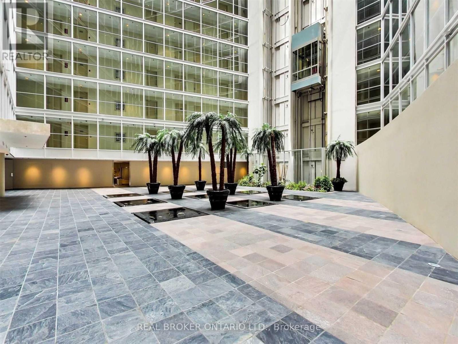 1819 - 650 Queens Quay W, Toronto, Ontario M5V 3N2 - Photo 7 - C12912398