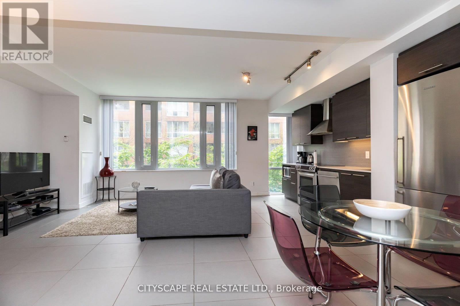 201 - 3 MARKET STREET, Toronto, Ontario