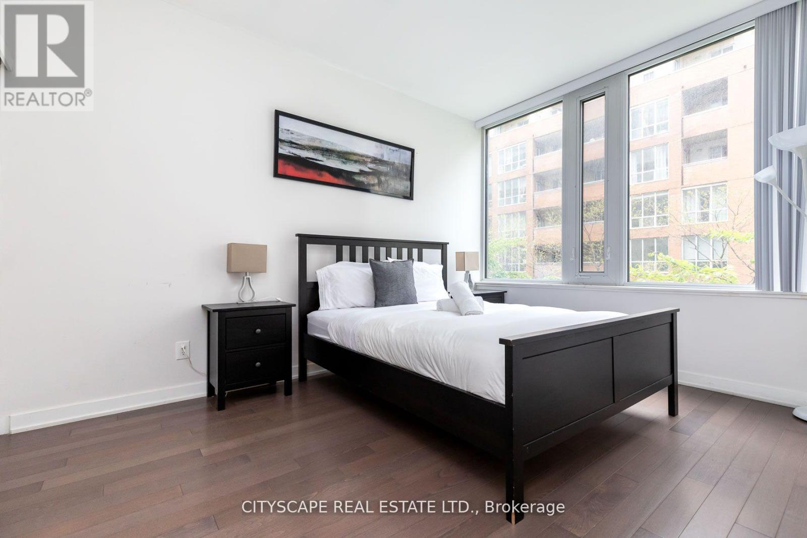 201 - 3 Market Street, Toronto, Ontario  M5E 0A3 - Photo 7 - C12912424