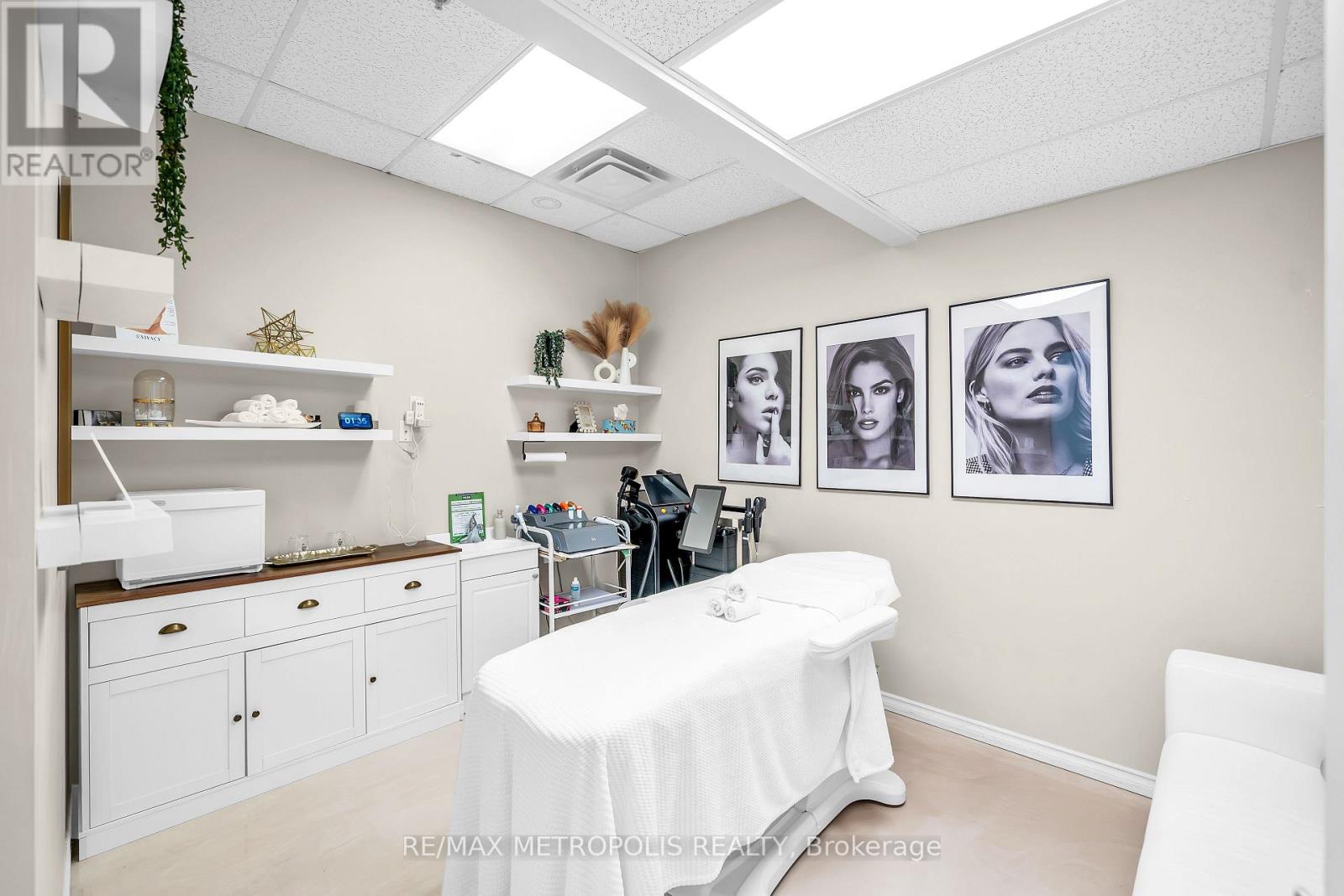 209 - 1 Rossland Road W, Ajax, Ontario  L1Z 1Z2 - Photo 10 - E12912378