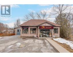 30 THE QUEENSWAY S, Georgina, Ontario