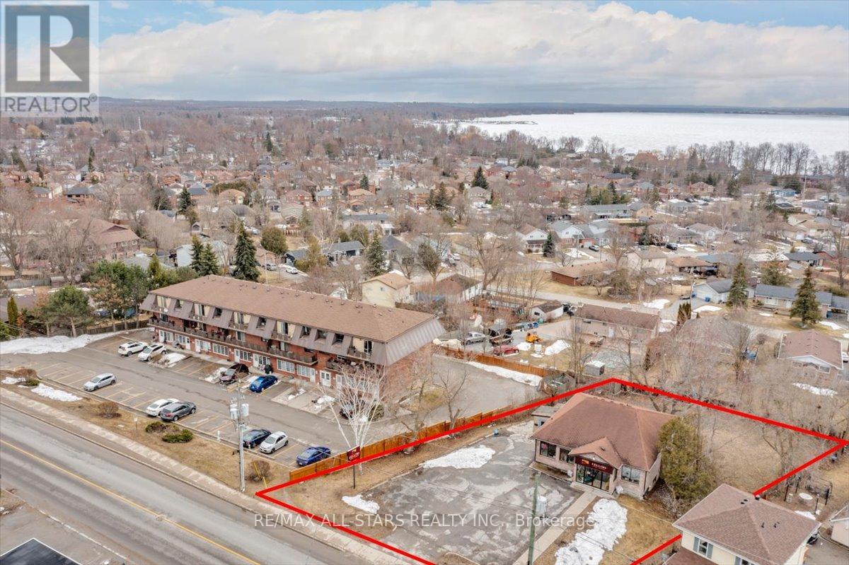 30 The Queensway S, Georgina, Ontario  L4P 1Y9 - Photo 13 - N12901650