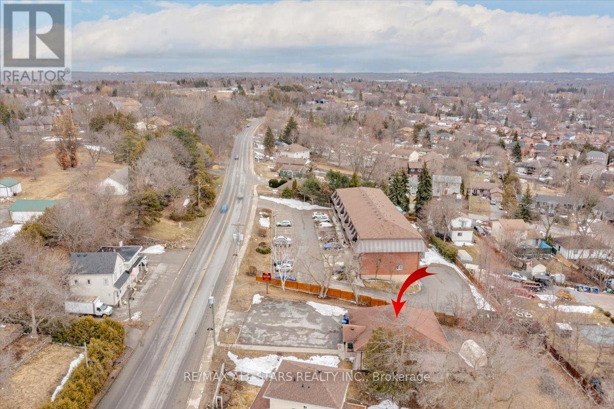 30 The Queensway S, Georgina, Ontario  L4P 1Y9 - Photo 14 - N12901650