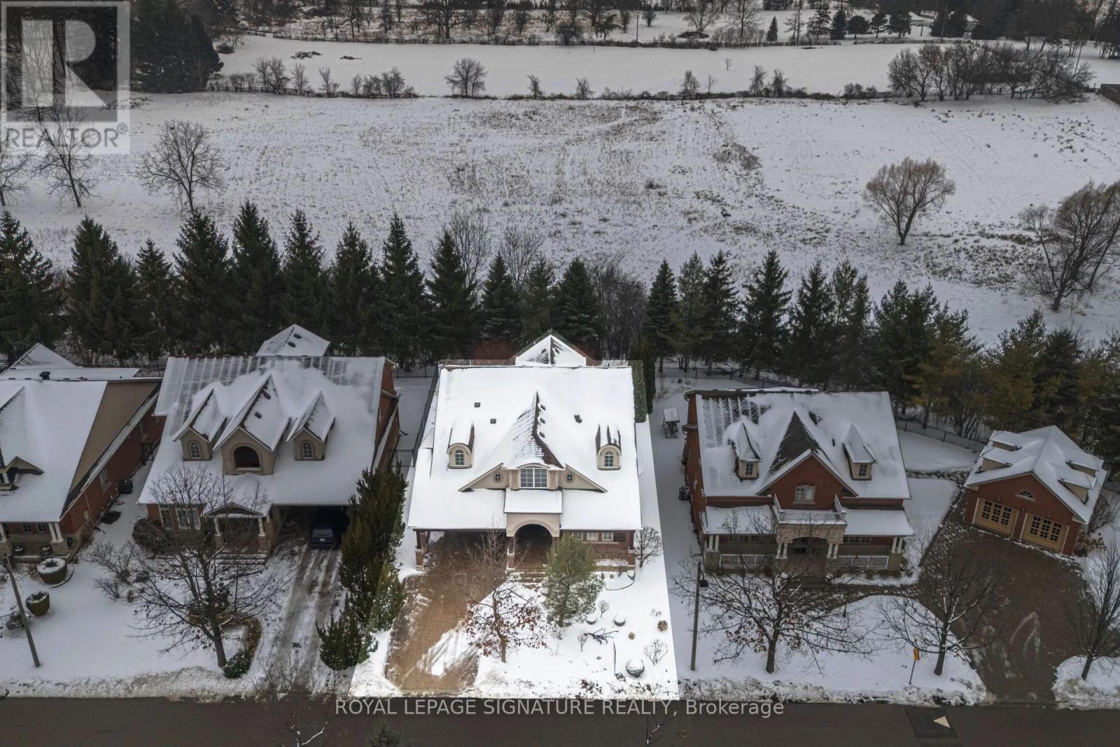 1592 Hallstone Road, Brampton, Ontario  L6Y 5K8 - Photo 2 - W12885906