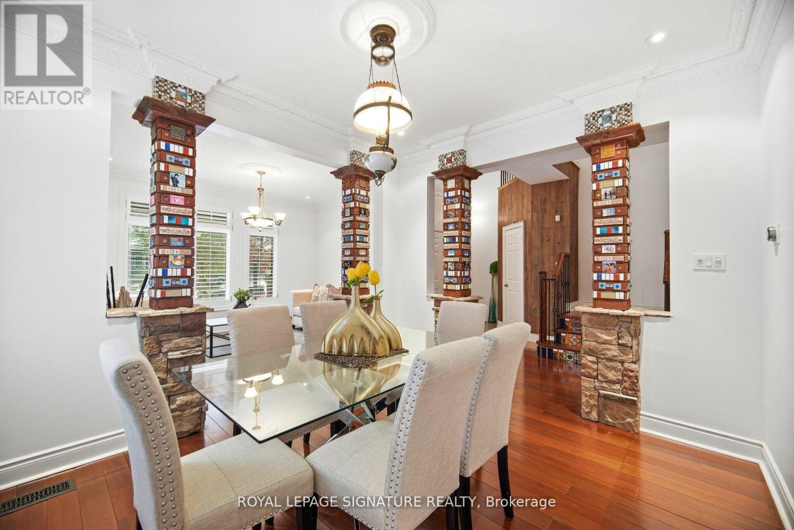 1592 Hallstone Road, Brampton, Ontario  L6Y 5K8 - Photo 9 - W12885906