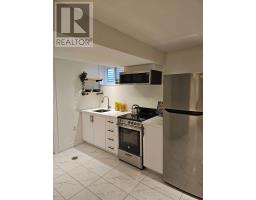 65 VANGE CRESCENT, Toronto, Ontario