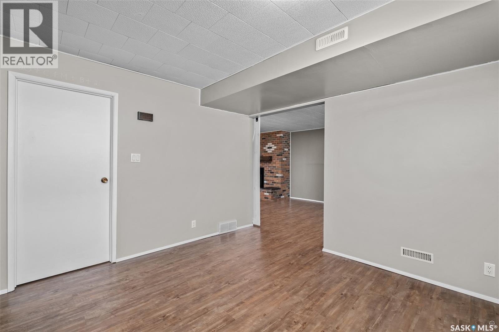 2425 15th Avenue E, Prince Albert, Saskatchewan  S6V 6H4 - Photo 23 - SK031110