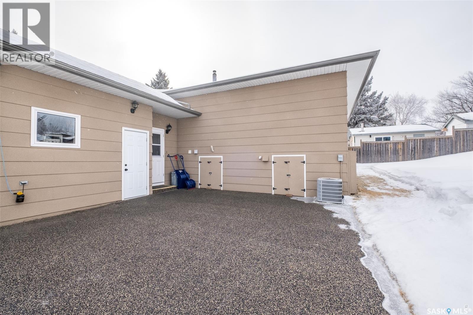 2425 15th Avenue E, Prince Albert, Saskatchewan  S6V 6H4 - Photo 31 - SK031110