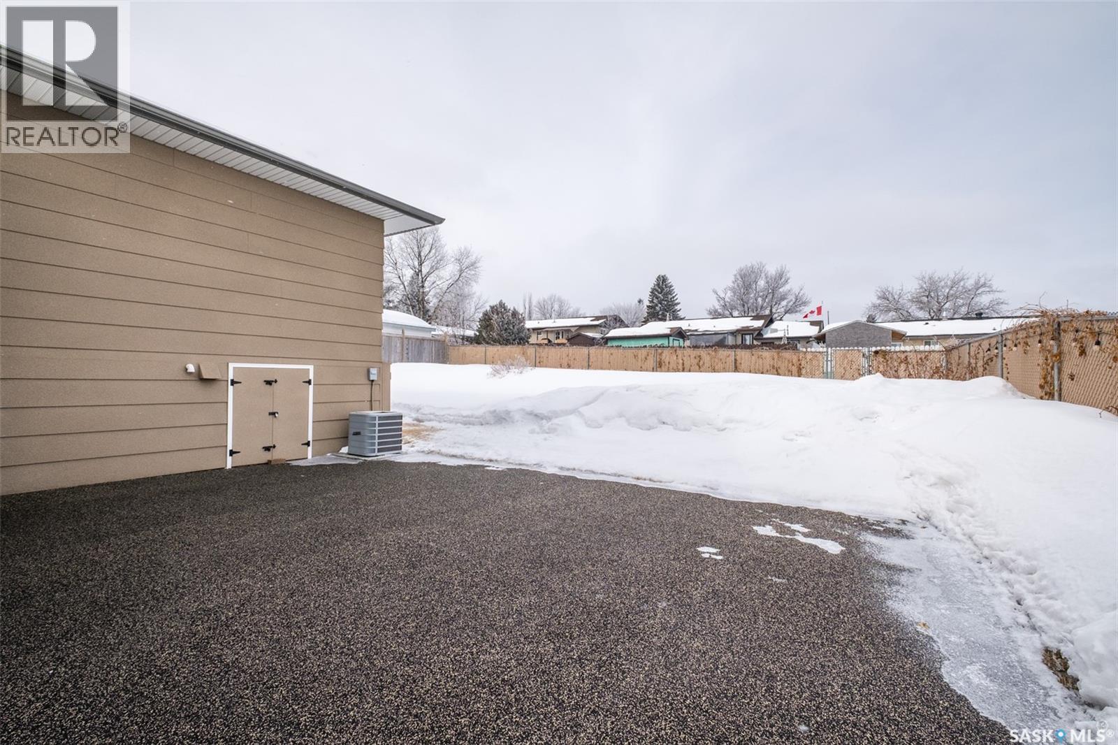 2425 15th Avenue E, Prince Albert, Saskatchewan  S6V 6H4 - Photo 32 - SK031110