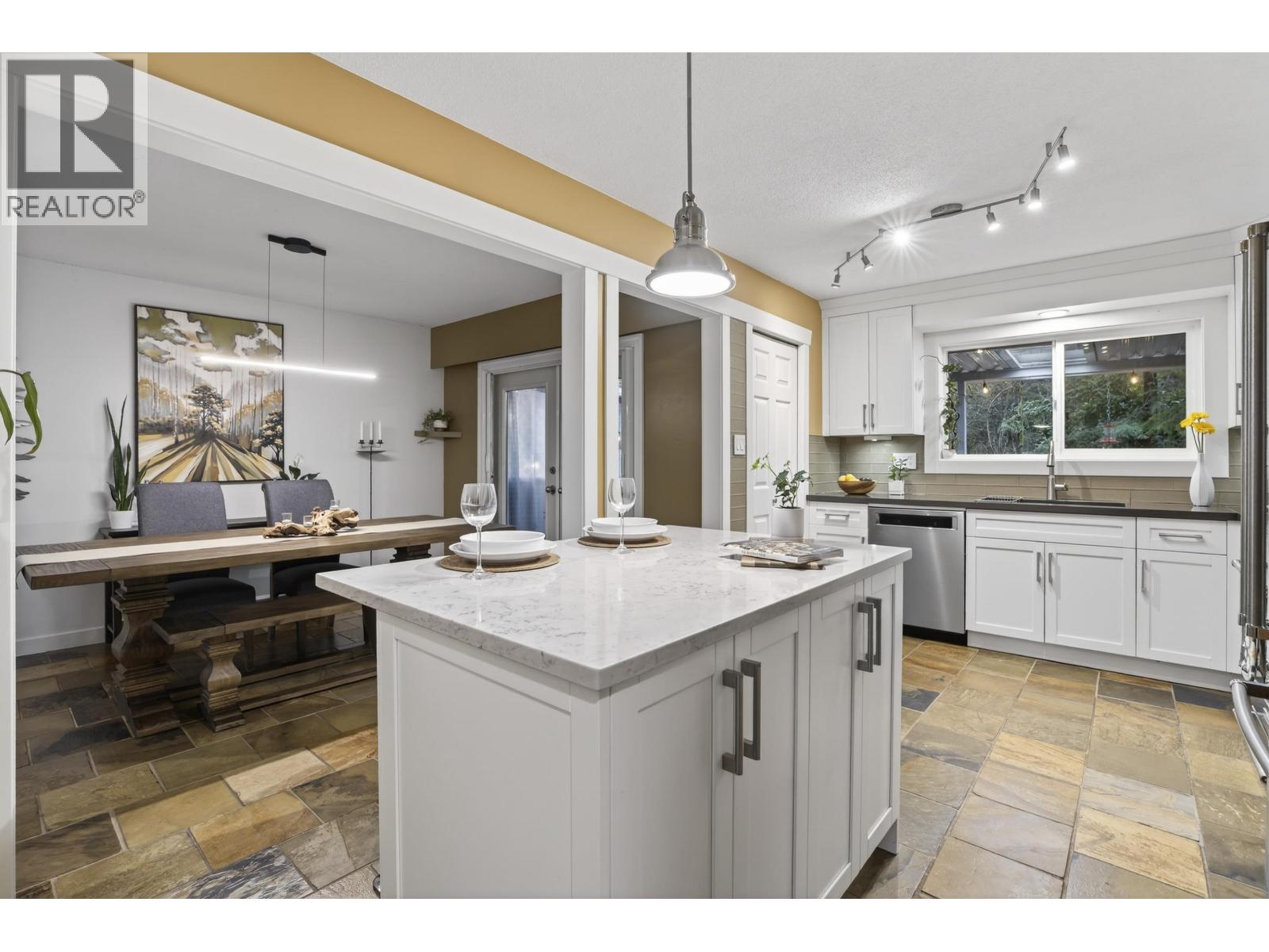 1753 Chalmers Avenue, Port Coquitlam, British Columbia  V3B 2T3 - Photo 18 - R3102440