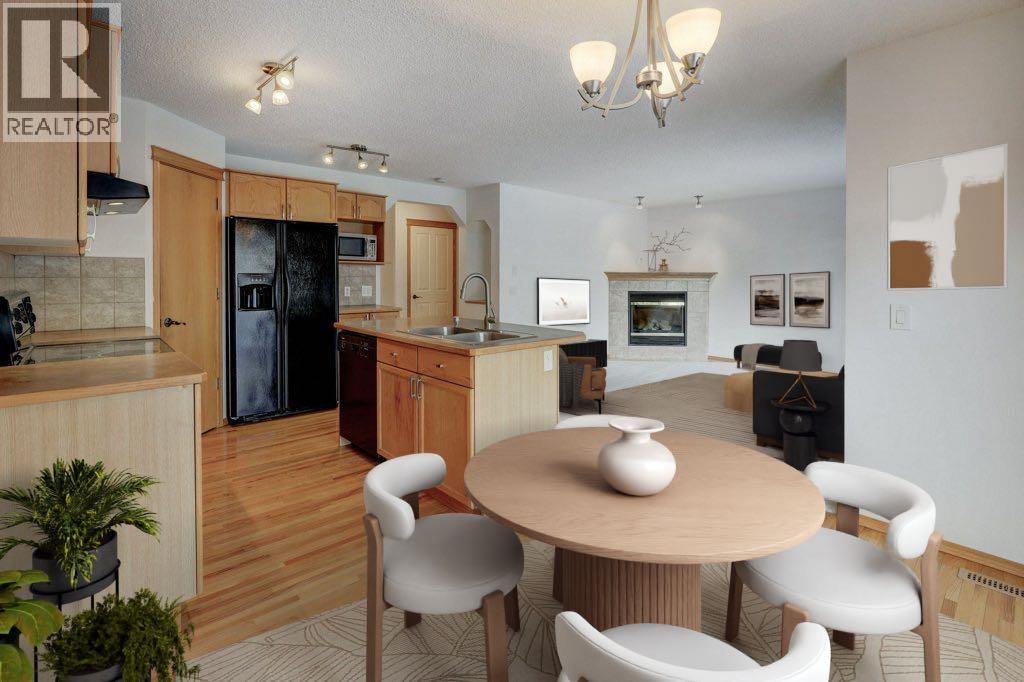 86 Royal Birch Gardens Nw, Calgary, Alberta  T3G 5H9 - Photo 3 - A2292809