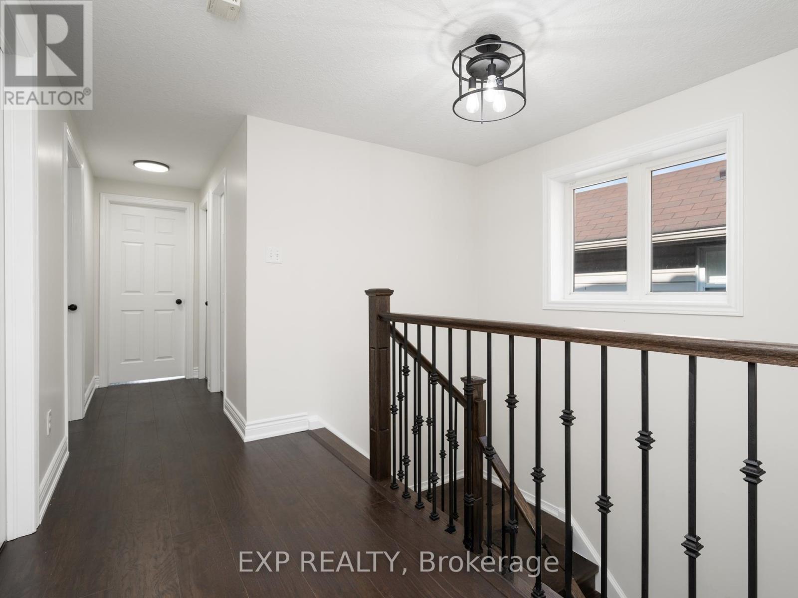 252 Bridlewreath Street, Kitchener, Ontario  N2E 4B4 - Photo 11 - X12899828