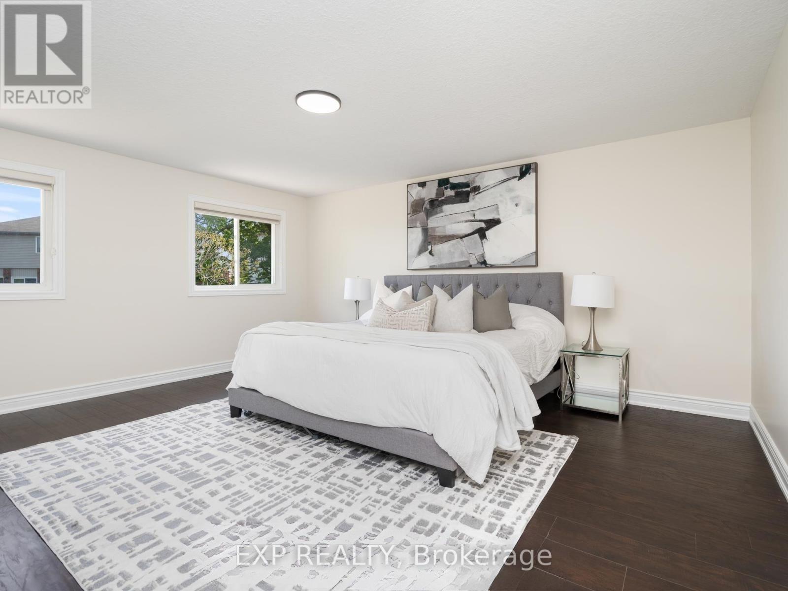 252 Bridlewreath Street, Kitchener, Ontario  N2E 4B4 - Photo 12 - X12899828