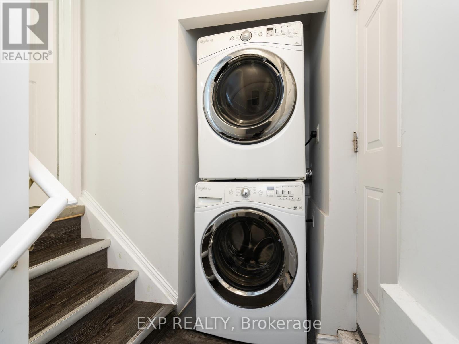 252 Bridlewreath Street, Kitchener, Ontario  N2E 4B4 - Photo 25 - X12899828