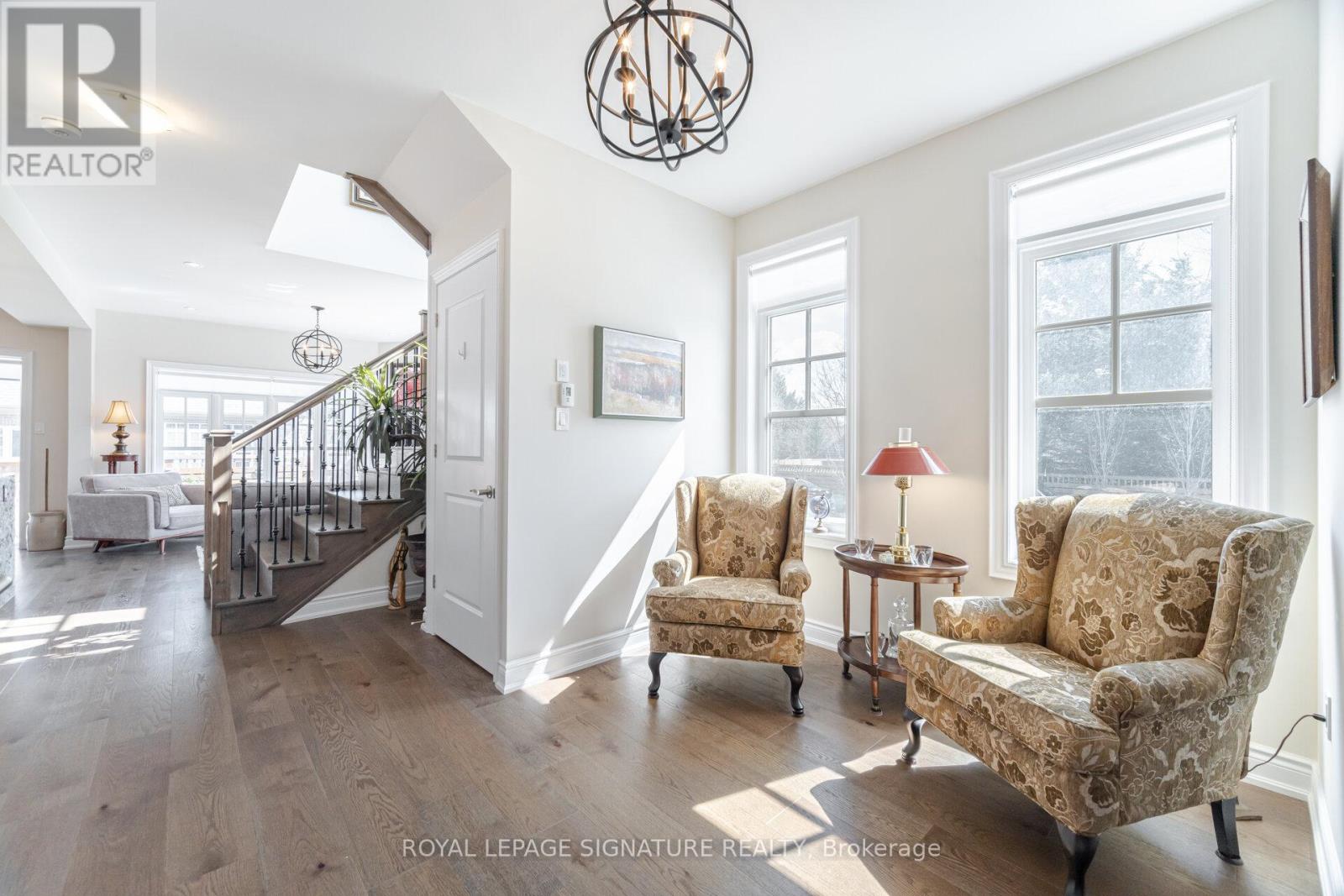 47 Windsor Circle, Niagara-On-The-Lake, Ontario  L0S 1J0 - Photo 8 - X12912392