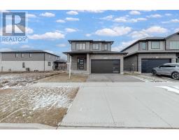 8 MOON CRESCENT, Cambridge, Ontario