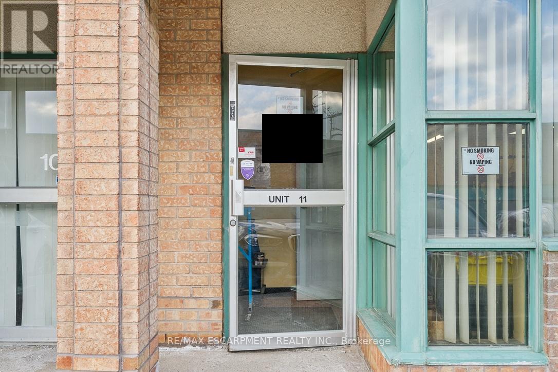 11 - 2430 Lucknow Drive, Mississauga, Ontario  L5S 1V3 - Photo 5 - W12912386