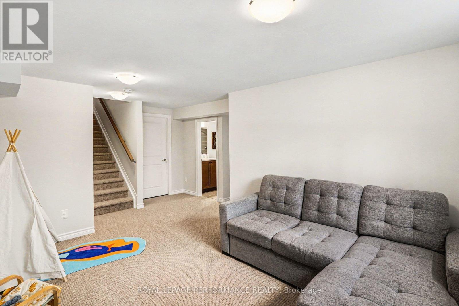 14 Academie Street, Russell, Ontario  K0A 1W0 - Photo 35 - X12878796