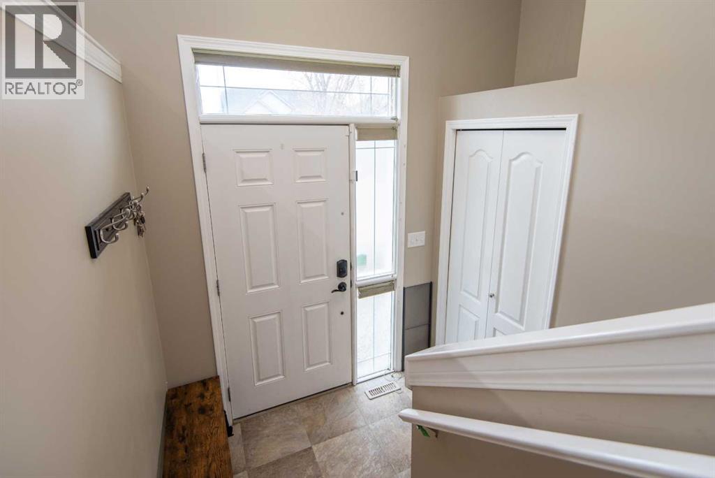 81 Inglewood Drive, Red Deer, Alberta  T4R 0B2 - Photo 24 - A2294426