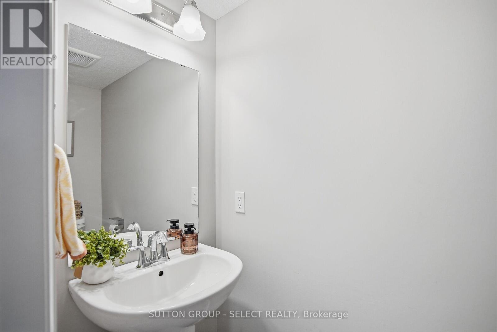 20 - 2040 Shore Road, London South, Ontario  N6K 0G3 - Photo 18 - X12912440