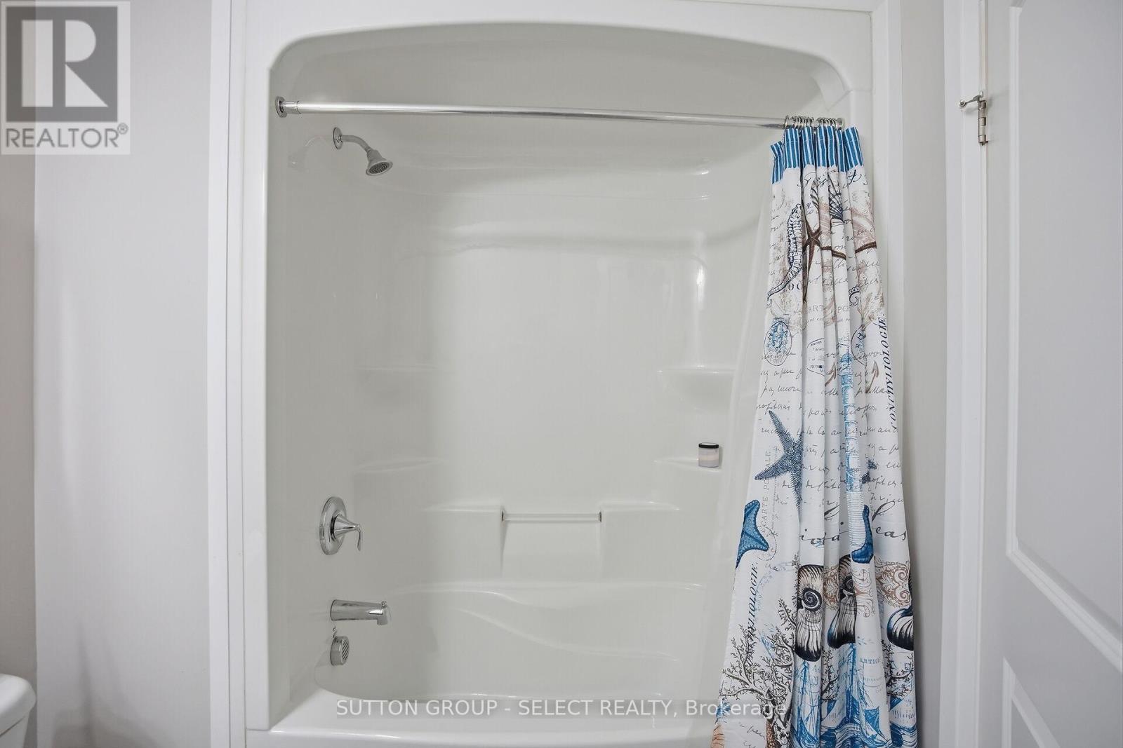 20 - 2040 Shore Road, London South, Ontario  N6K 0G3 - Photo 29 - X12912440