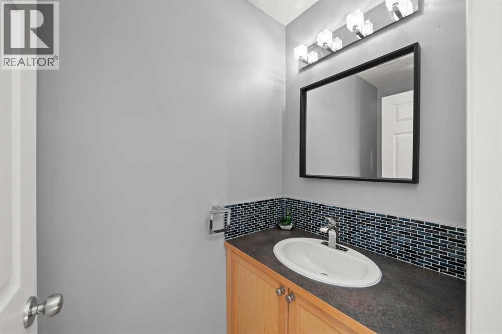 47 Eversyde Heath SW, Calgary, Alberta  T2Y 4P8 - Photo 13 - A2294191