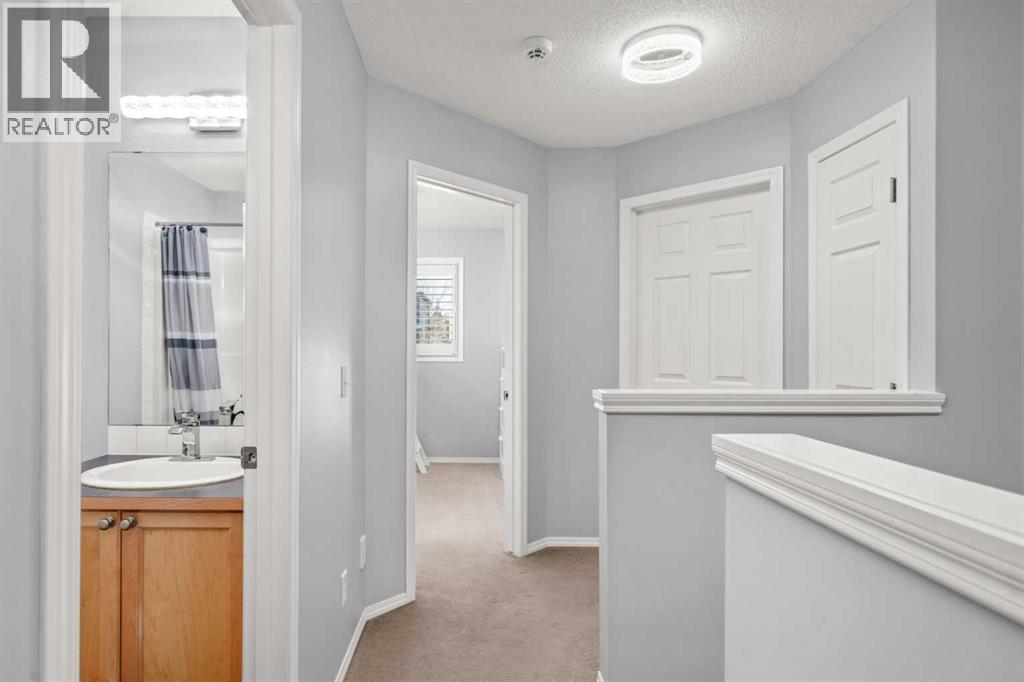 47 Eversyde Heath SW, Calgary, Alberta  T2Y 4P8 - Photo 14 - A2294191