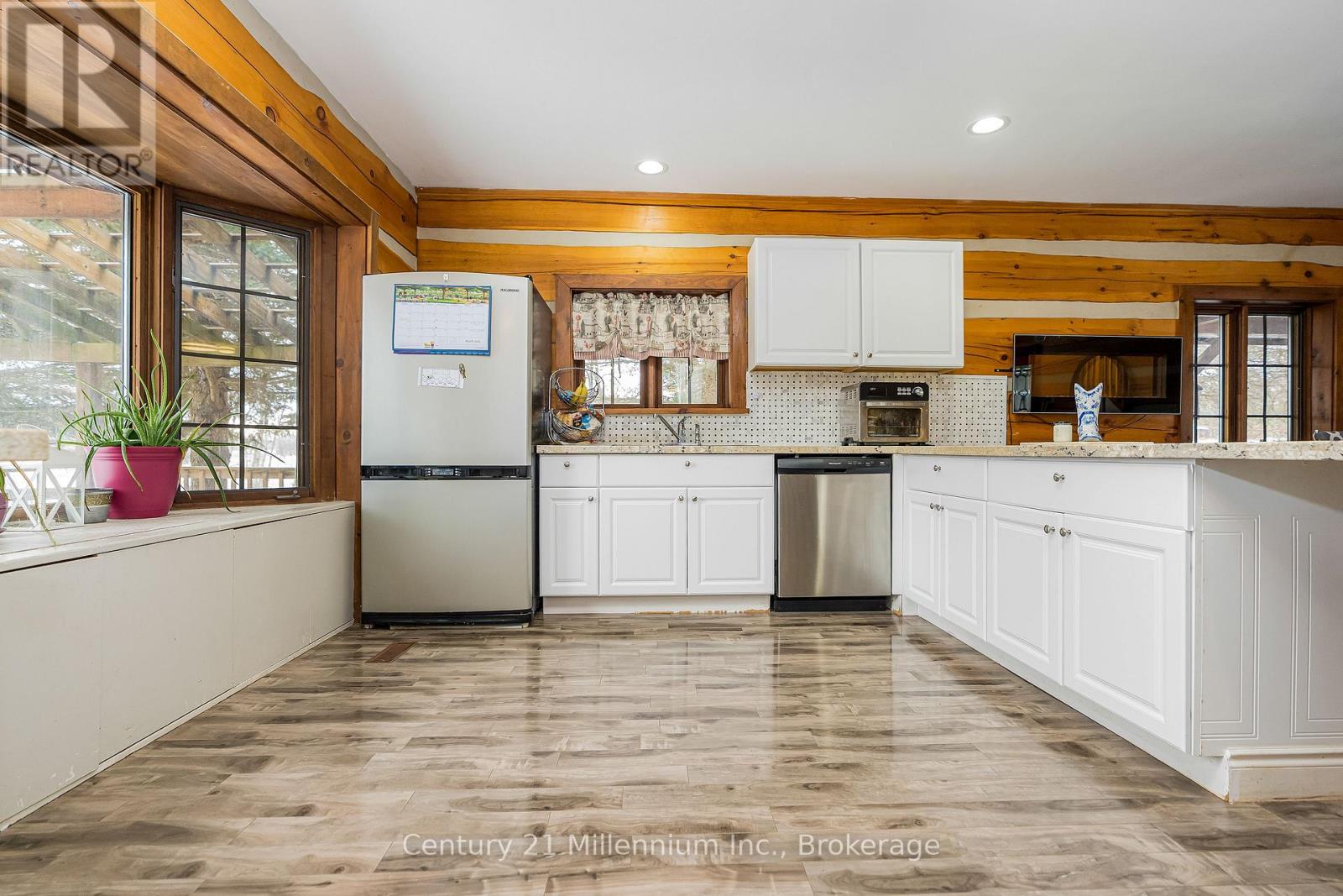 1547 County 42 Road, Clearview, Ontario  L0M 1S0 - Photo 17 - S12911660