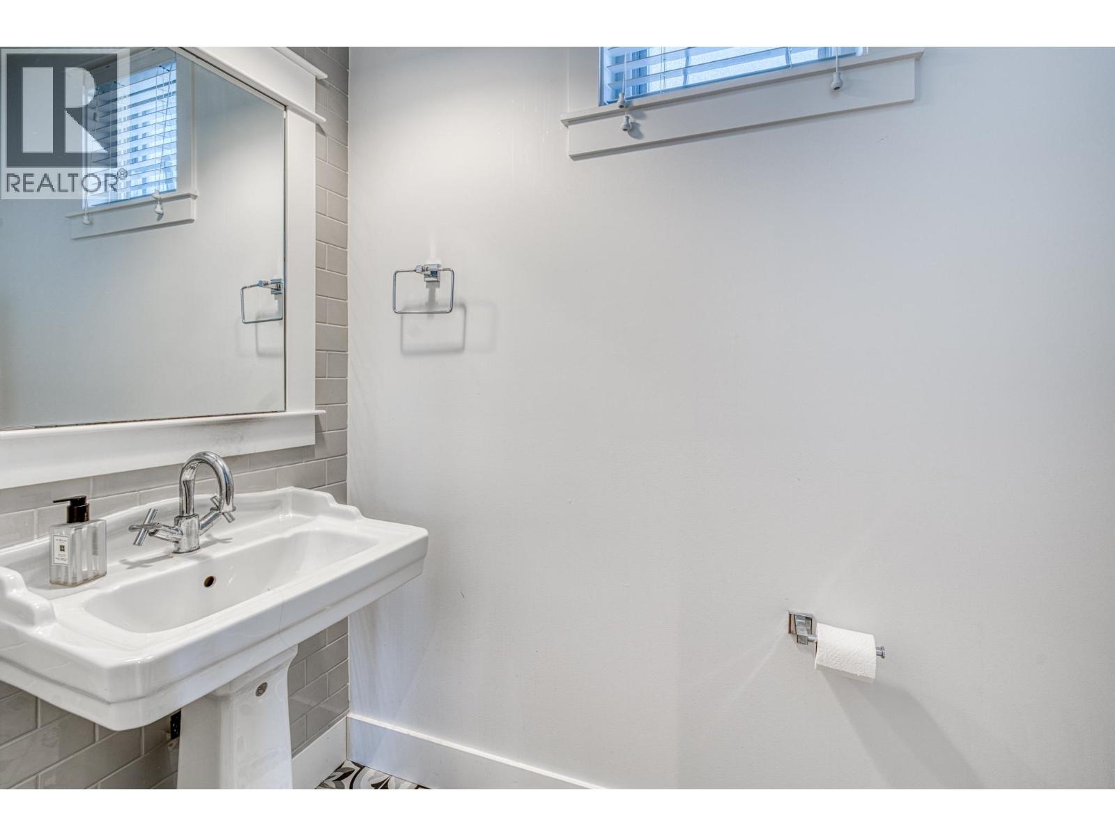 5684 Williams Road, Richmond, British Columbia  V7E 1K3 - Photo 21 - R3101260