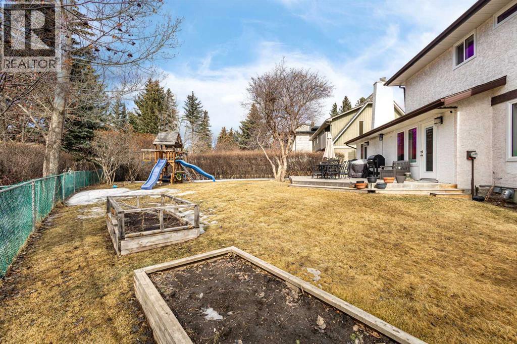 504 Varsity Estates Bay NW, Calgary, Alberta  T3B 2W8 - Photo 49 - A2295009