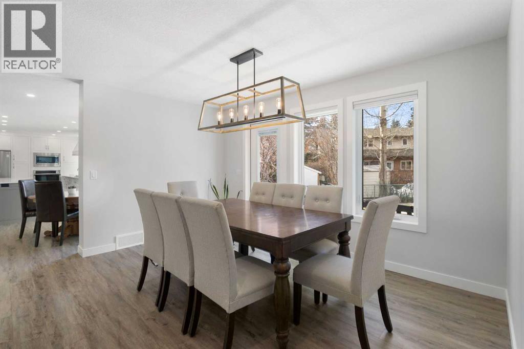 504 Varsity Estates Bay NW, Calgary, Alberta  T3B 2W8 - Photo 17 - A2295009