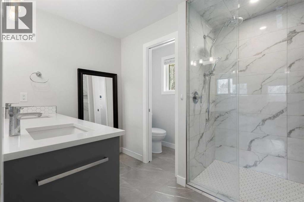 504 Varsity Estates Bay NW, Calgary, Alberta  T3B 2W8 - Photo 24 - A2295009