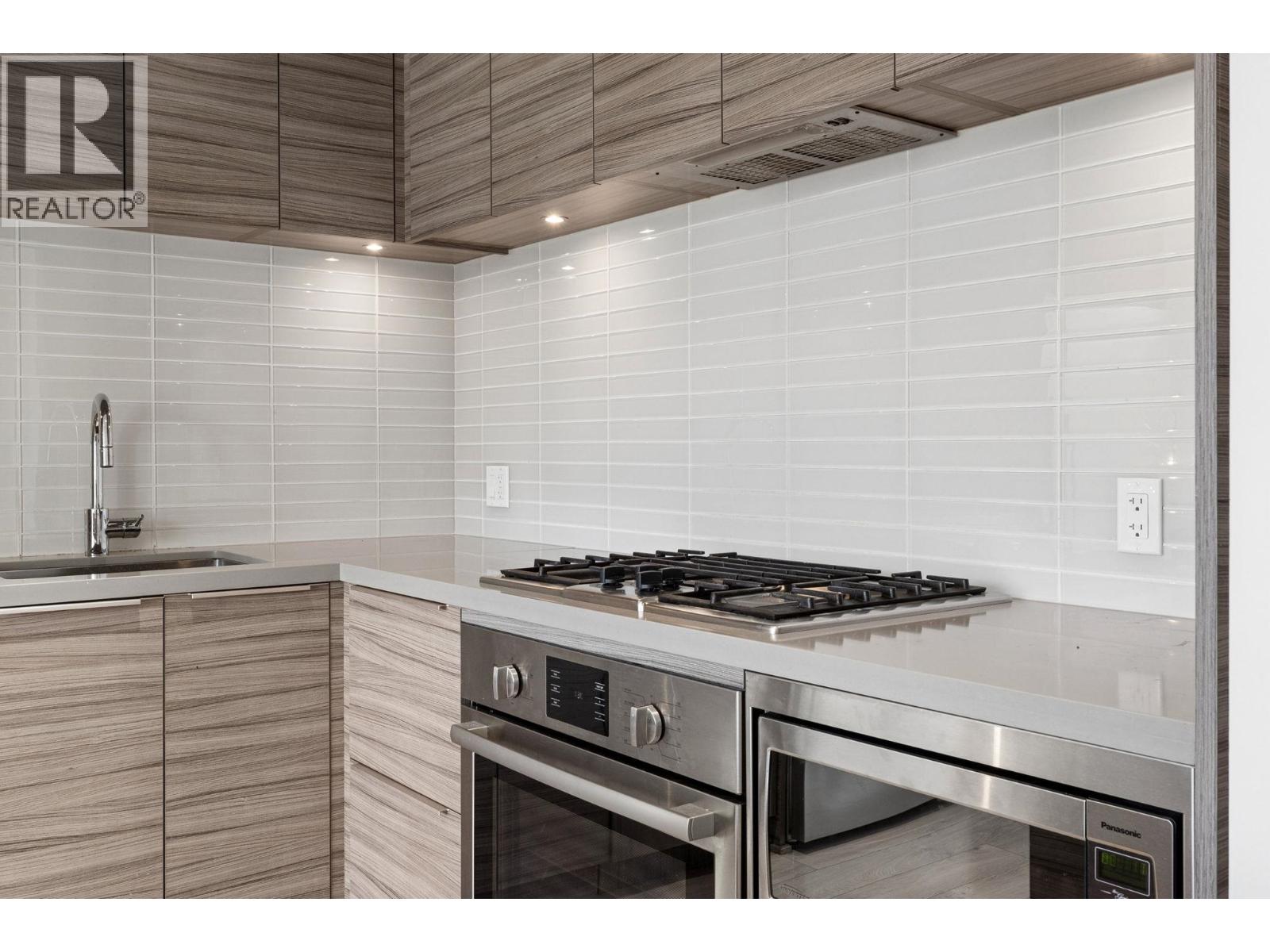 1909 1550 Fern Street, North Vancouver, British Columbia  V7J 0A9 - Photo 9 - R3102771