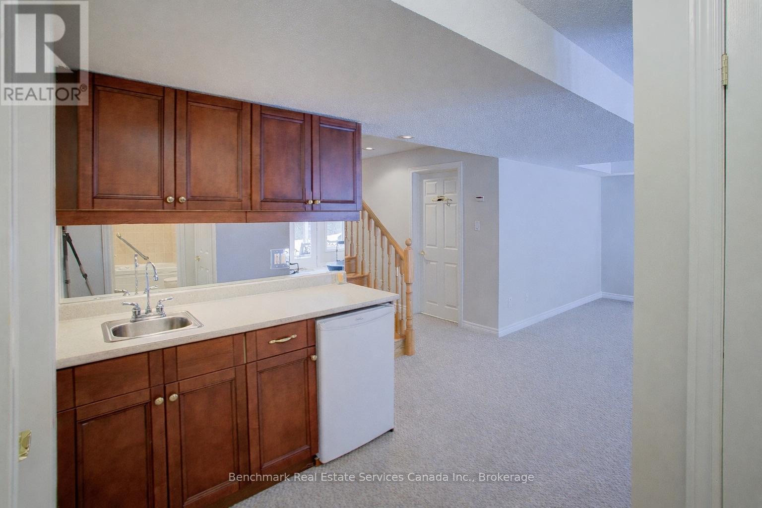 69 Bella Vista Trail, New Tecumseth, Ontario  L9R 2E2 - Photo 32 - N12912454