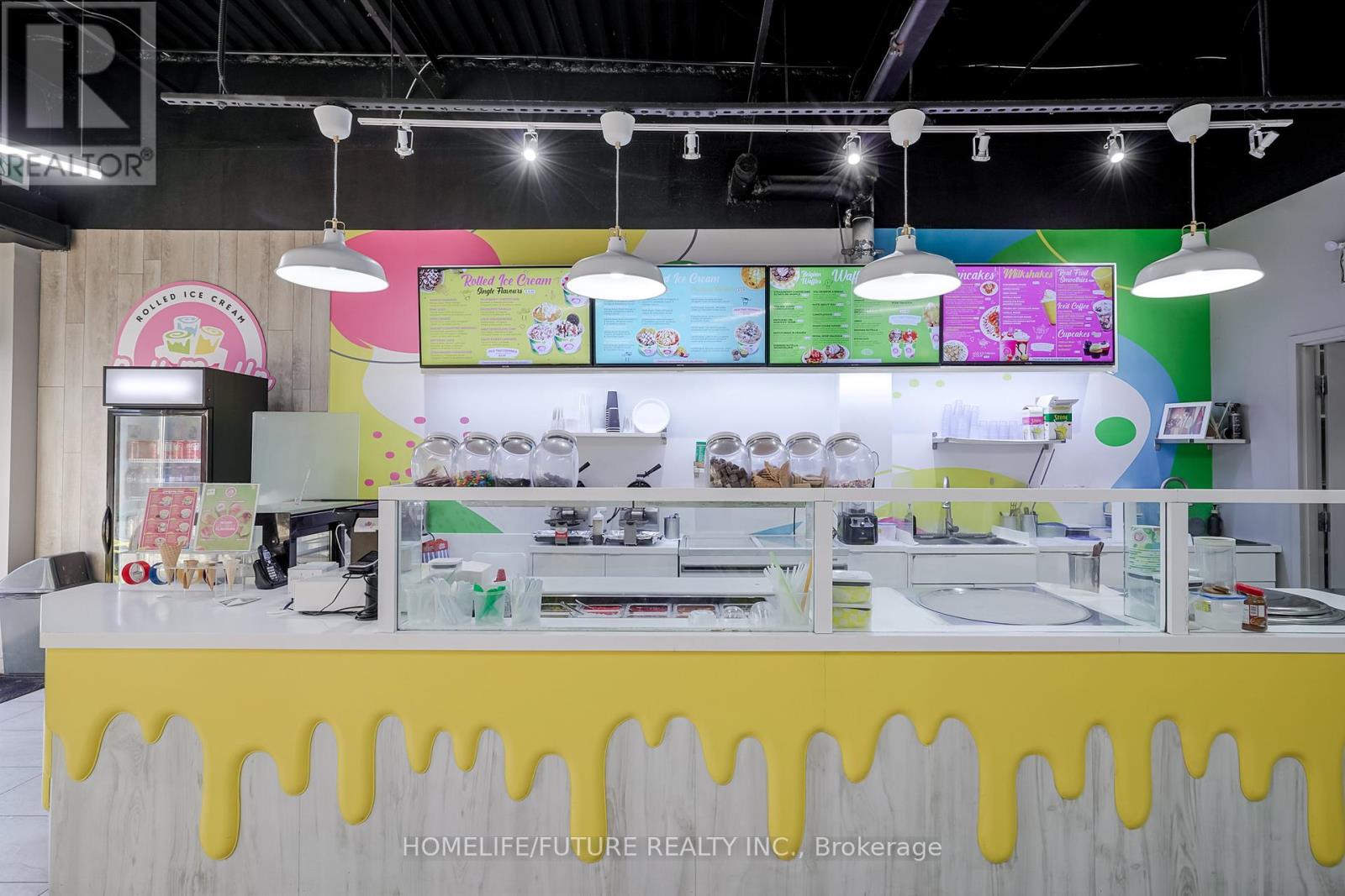 B20 - 62 Overlea Boulevard, Toronto, Ontario  M4H 1C4 - Photo 10 - C12912462