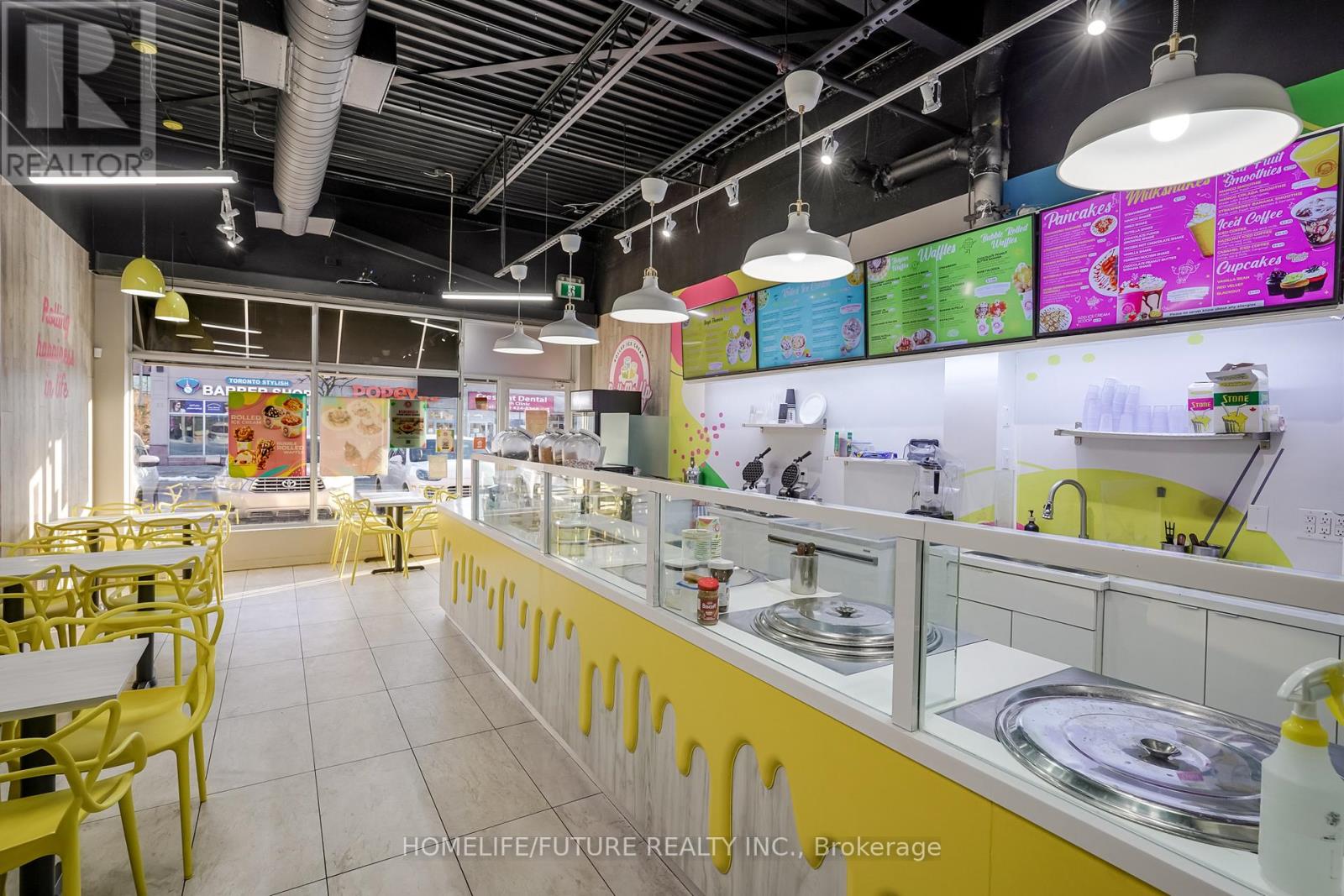 B20 - 62 Overlea Boulevard, Toronto, Ontario  M4H 1C4 - Photo 13 - C12912462