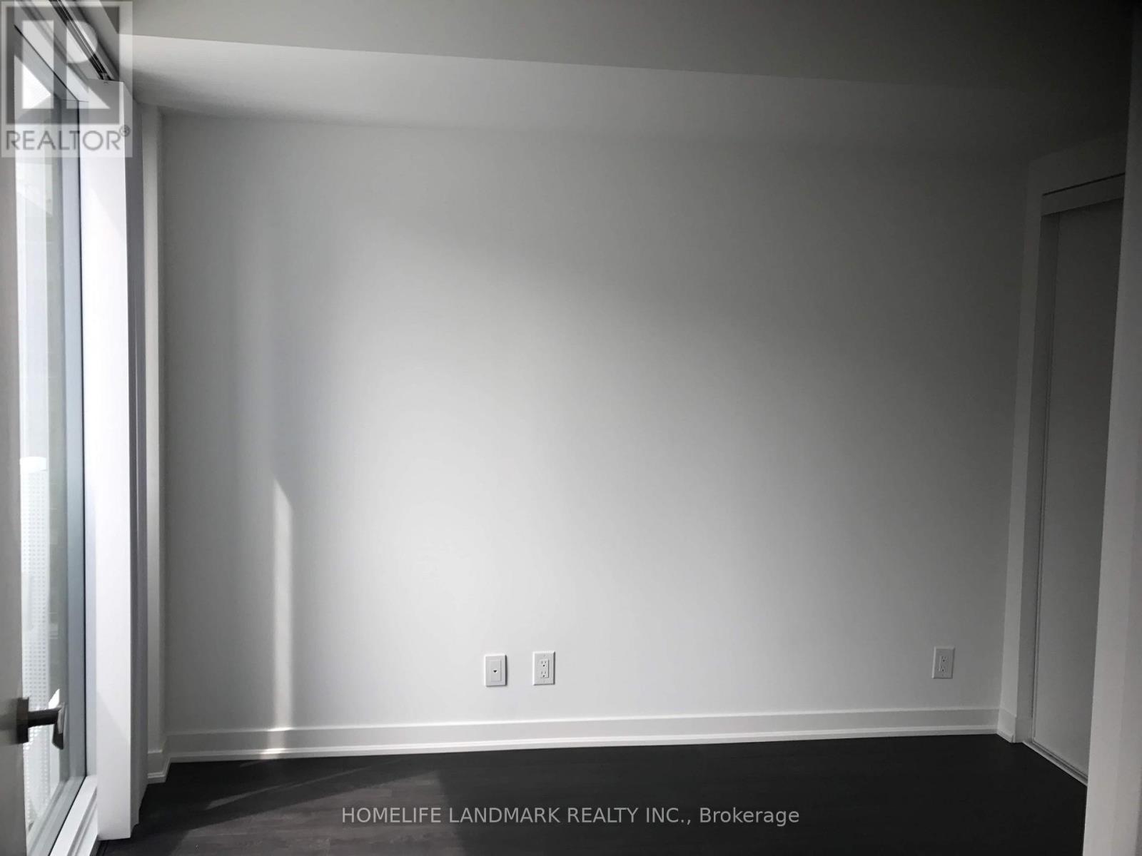 1509 - 100 Harbour Street, Toronto (Waterfront Communities), Ontario  M5J 0B5 - Photo 4 - C12912470