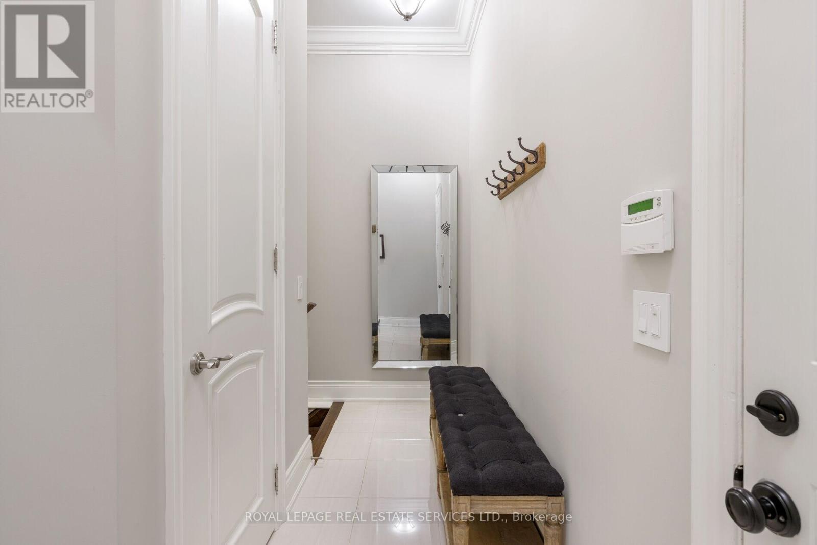 68 Annsleywood Court, Vaughan, Ontario  L4H 4G6 - Photo 19 - N12912416