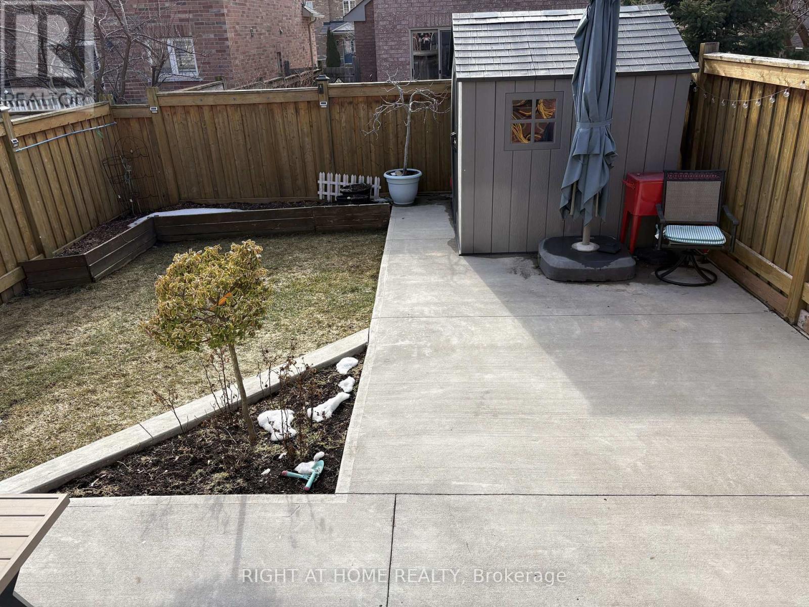 23 Grandwood Avenue, Whitchurch-Stouffville, Ontario  L4A 0M6 - Photo 9 - N12886054