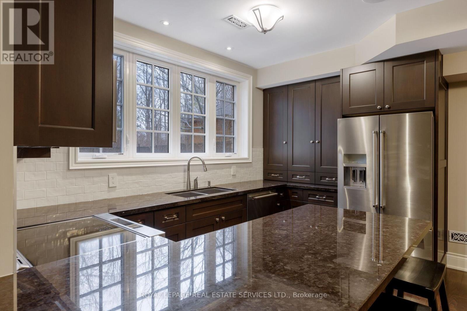 68 Annsleywood Court, Vaughan, Ontario  L4H 4G6 - Photo 39 - N12912416