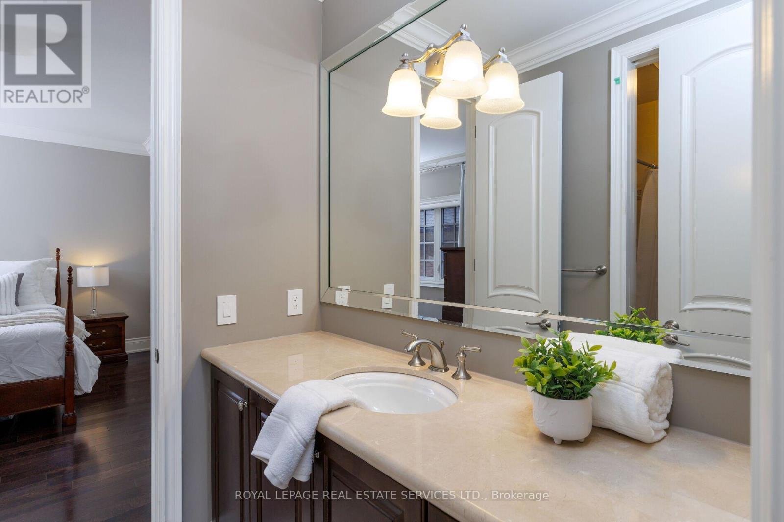 68 Annsleywood Court, Vaughan, Ontario  L4H 4G6 - Photo 31 - N12912416