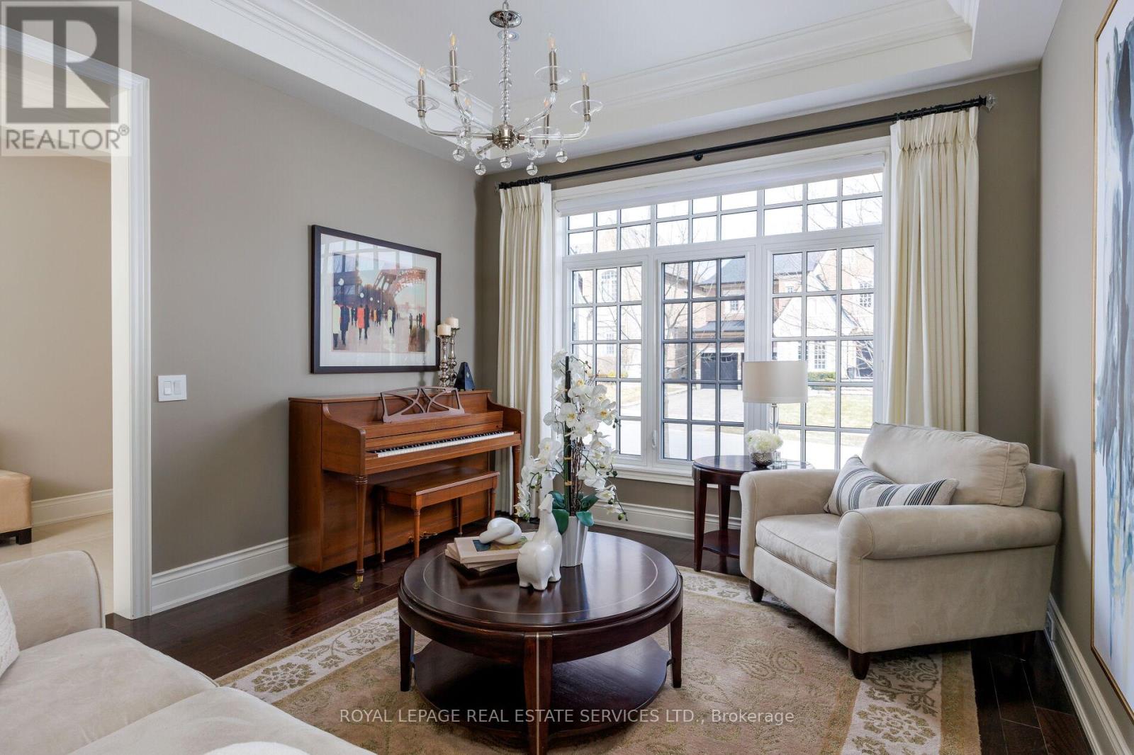 68 Annsleywood Court, Vaughan, Ontario  L4H 4G6 - Photo 6 - N12912416