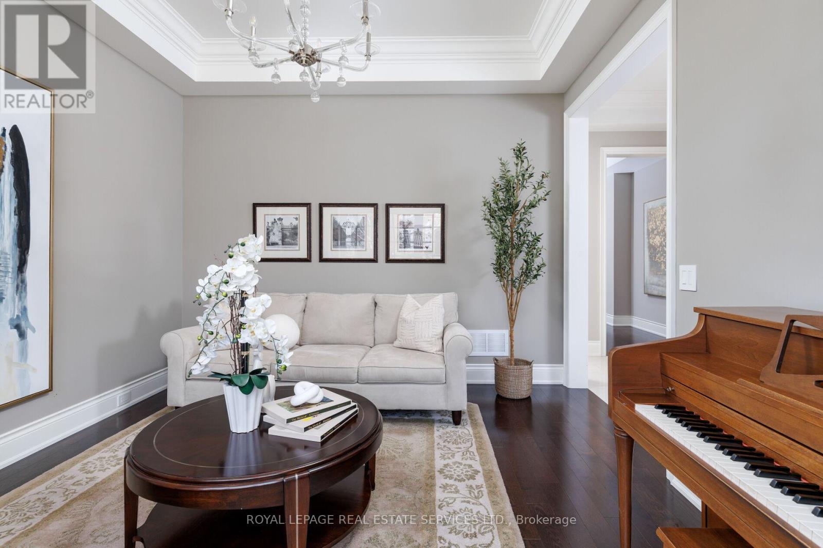 68 Annsleywood Court, Vaughan, Ontario  L4H 4G6 - Photo 7 - N12912416