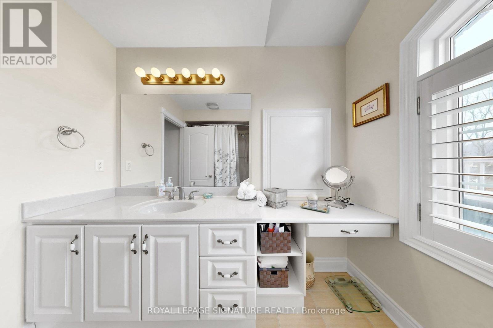 1590 Hallstone Road, Brampton, Ontario  L6Y 5K8 - Photo 28 - W12893930