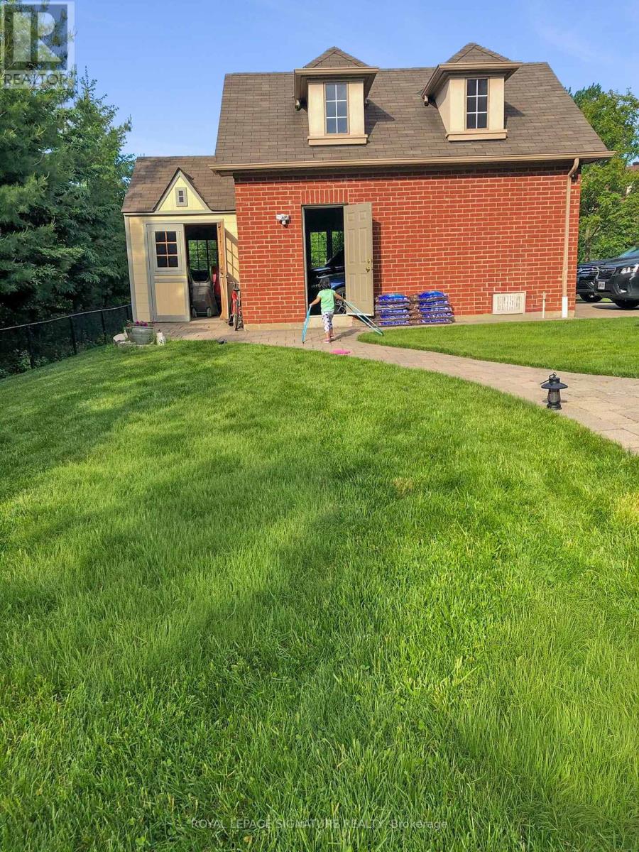 1590 Hallstone Road, Brampton, Ontario  L6Y 5K8 - Photo 49 - W12893930